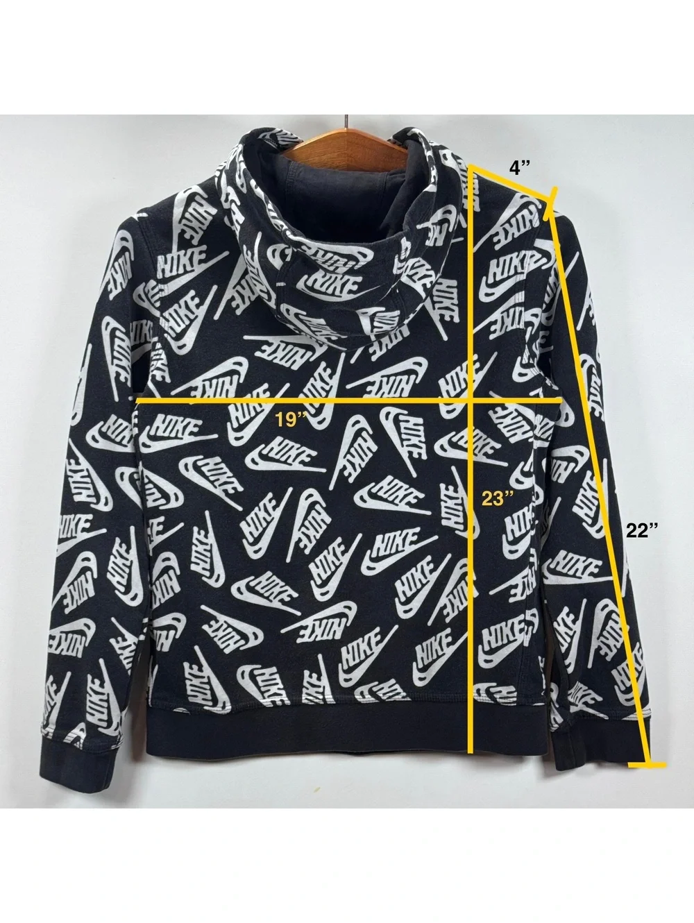 Nike Sportswear Club All-Over Print Pullover Hoodie - L